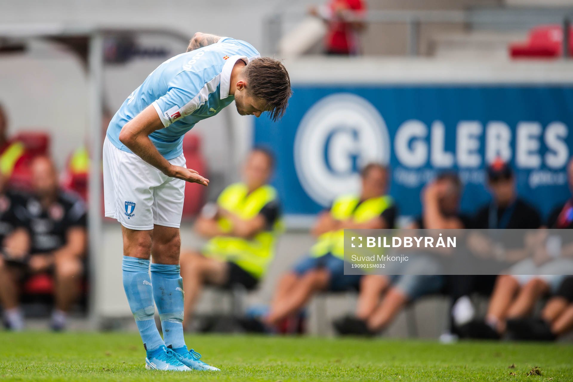 Malmö FFs Arnór Traustason jublar efter 0-4 under fotbollsmatchen i Allsvenskan mellan Kalmar och Malmö FF den 1 september 2019 i Kalmar.