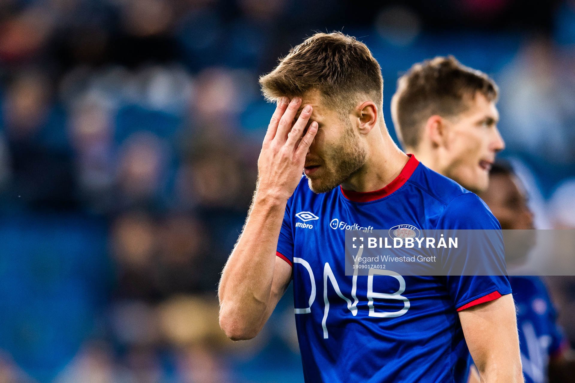 Matthías Vilhjálmsson of Vålerenga looks dejected
