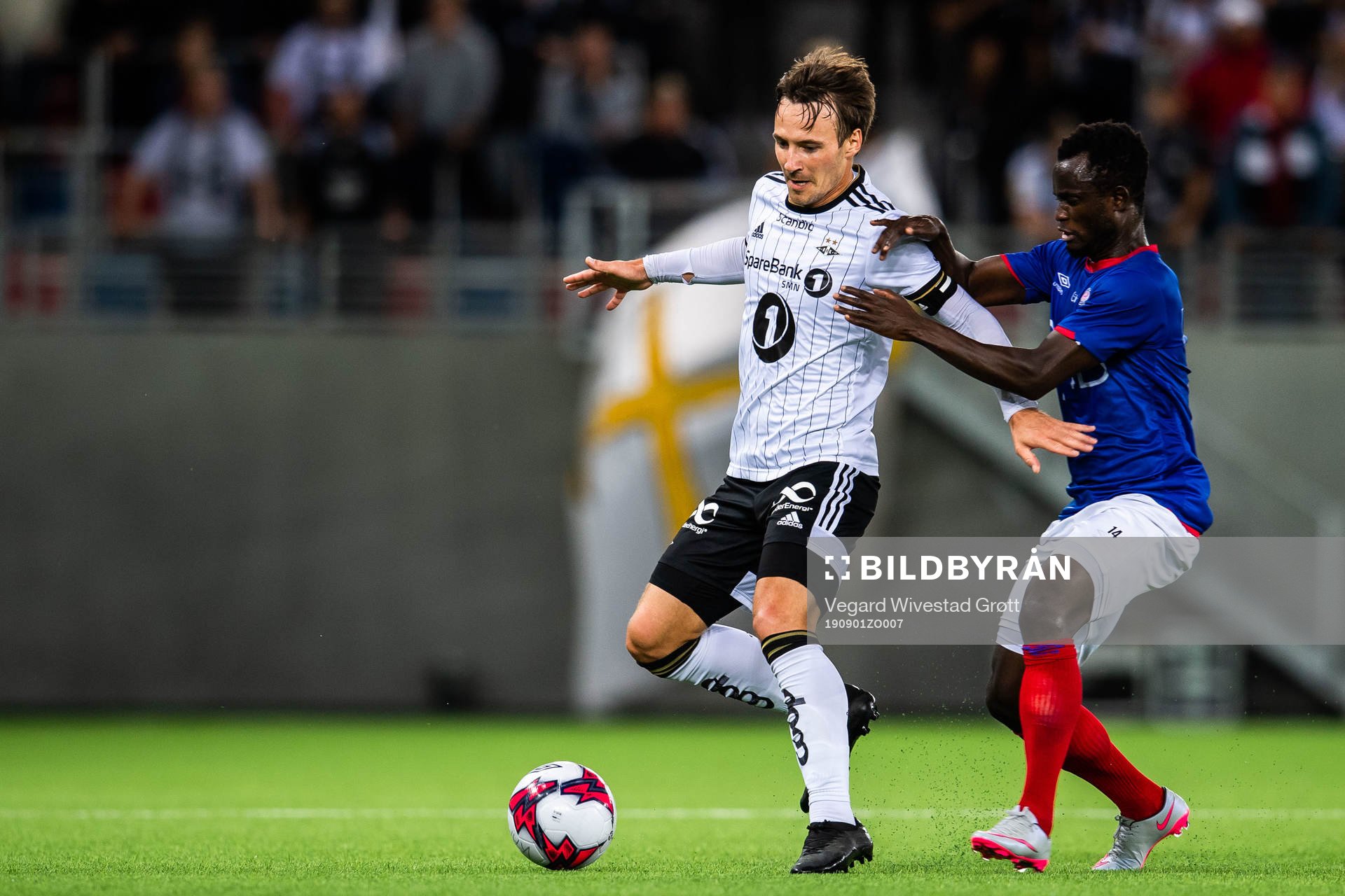 Mike Jensen of Rosenborg and Mohammed Abu of Vålerenga