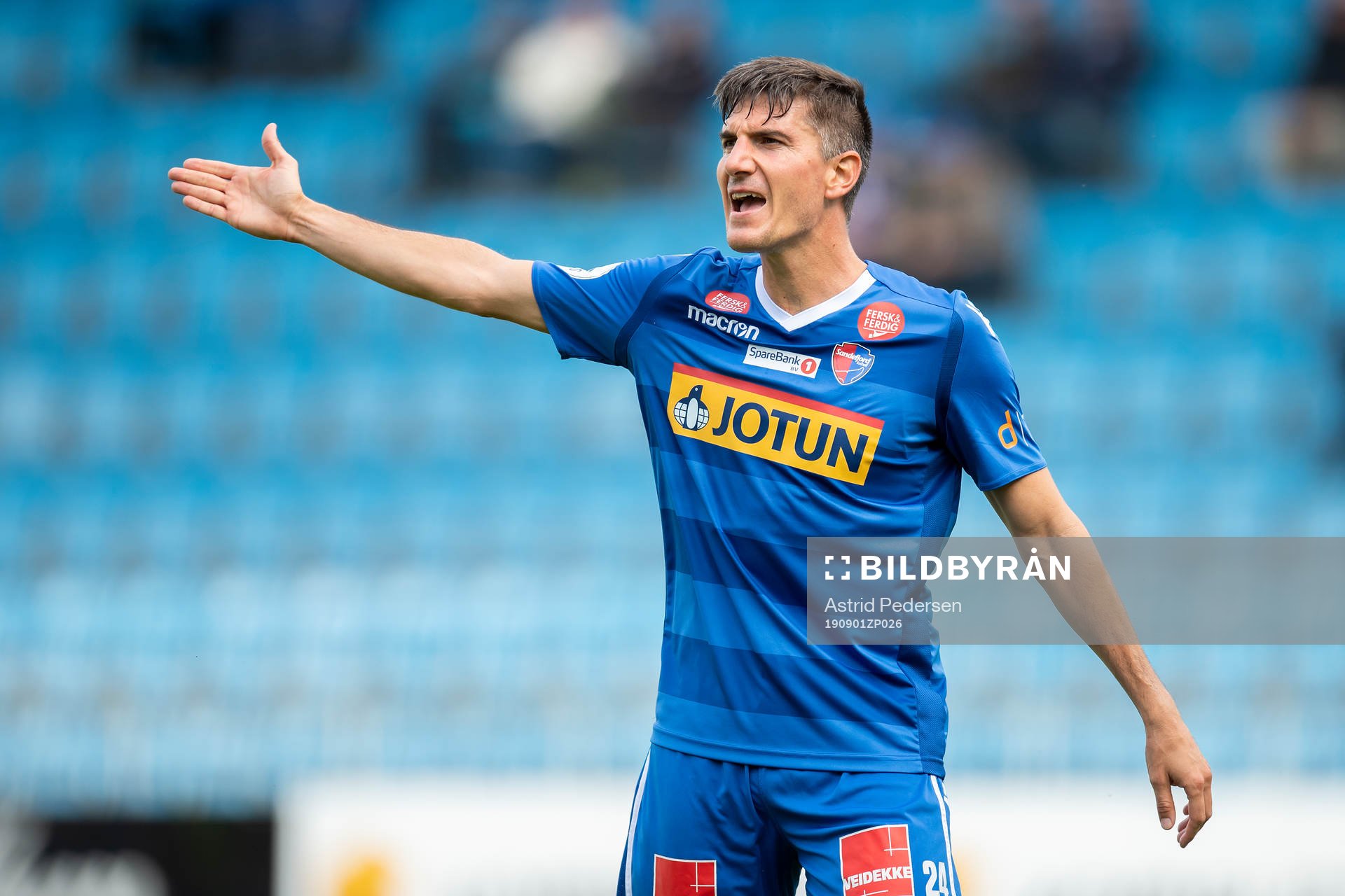 Alberto Ortiz Tito Moreno of Sandefjord reacts