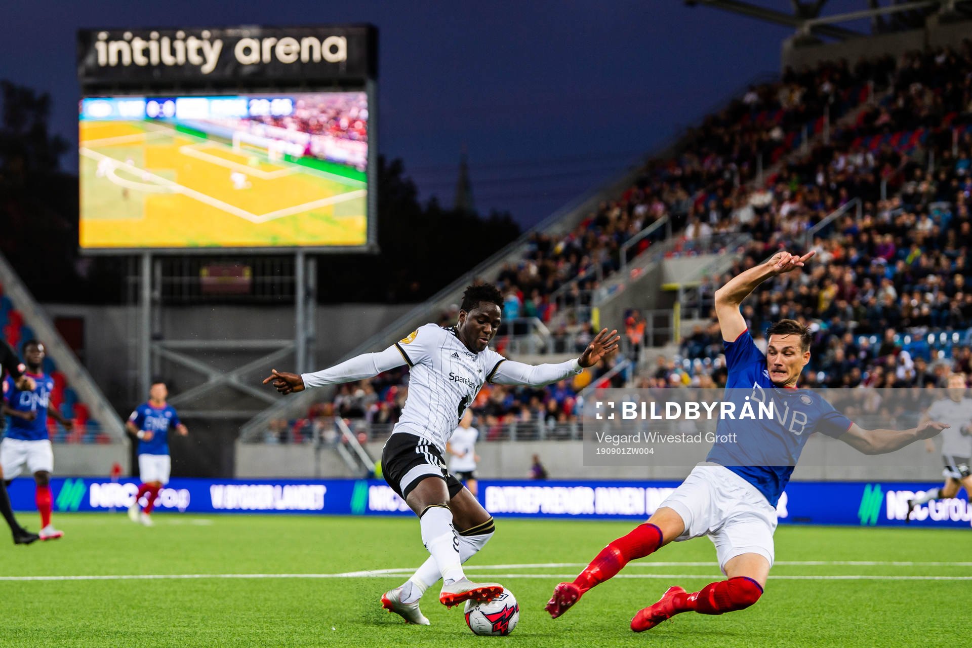 Babajide David Akintola of Rosenborg Johan Lædre Bjørdal of Vålerenga during the Eliteserien football match between Vålerenga and Rosenborg on September 1, 2019 in Oslo.