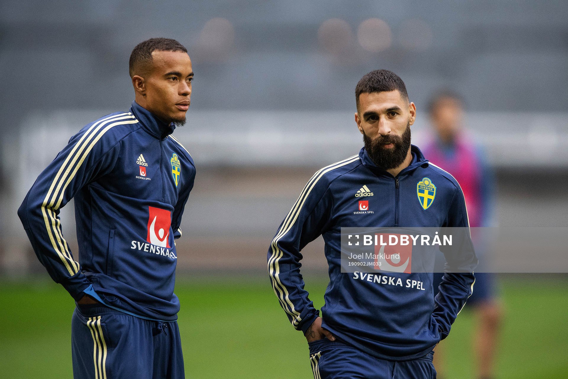 Robin Quaison and Jimmy Durmaz of the Swedish national