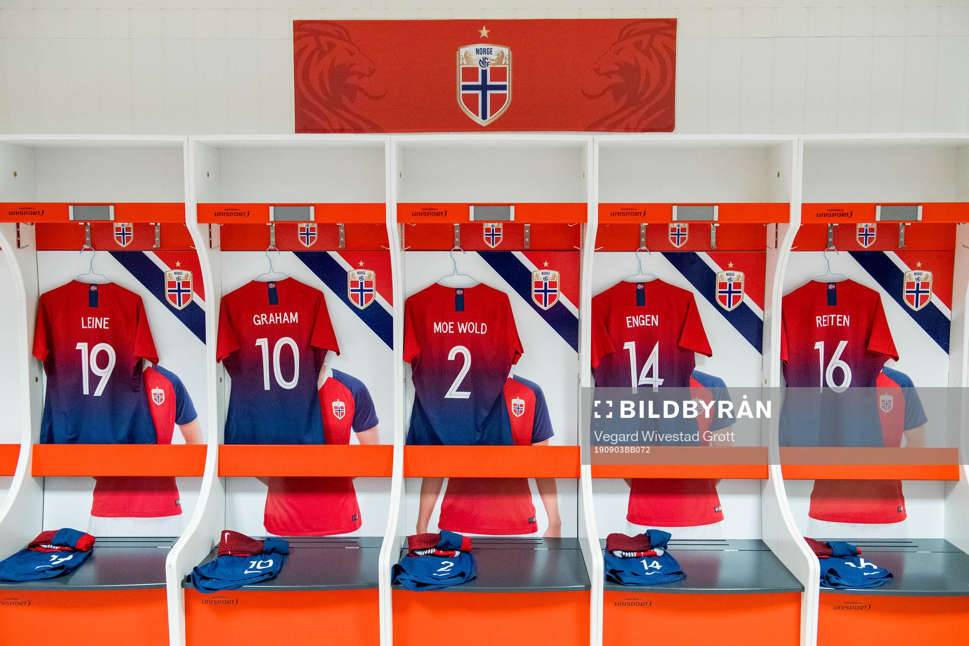 The shirts of Kristine Leine, Caroline Graham Hansen,