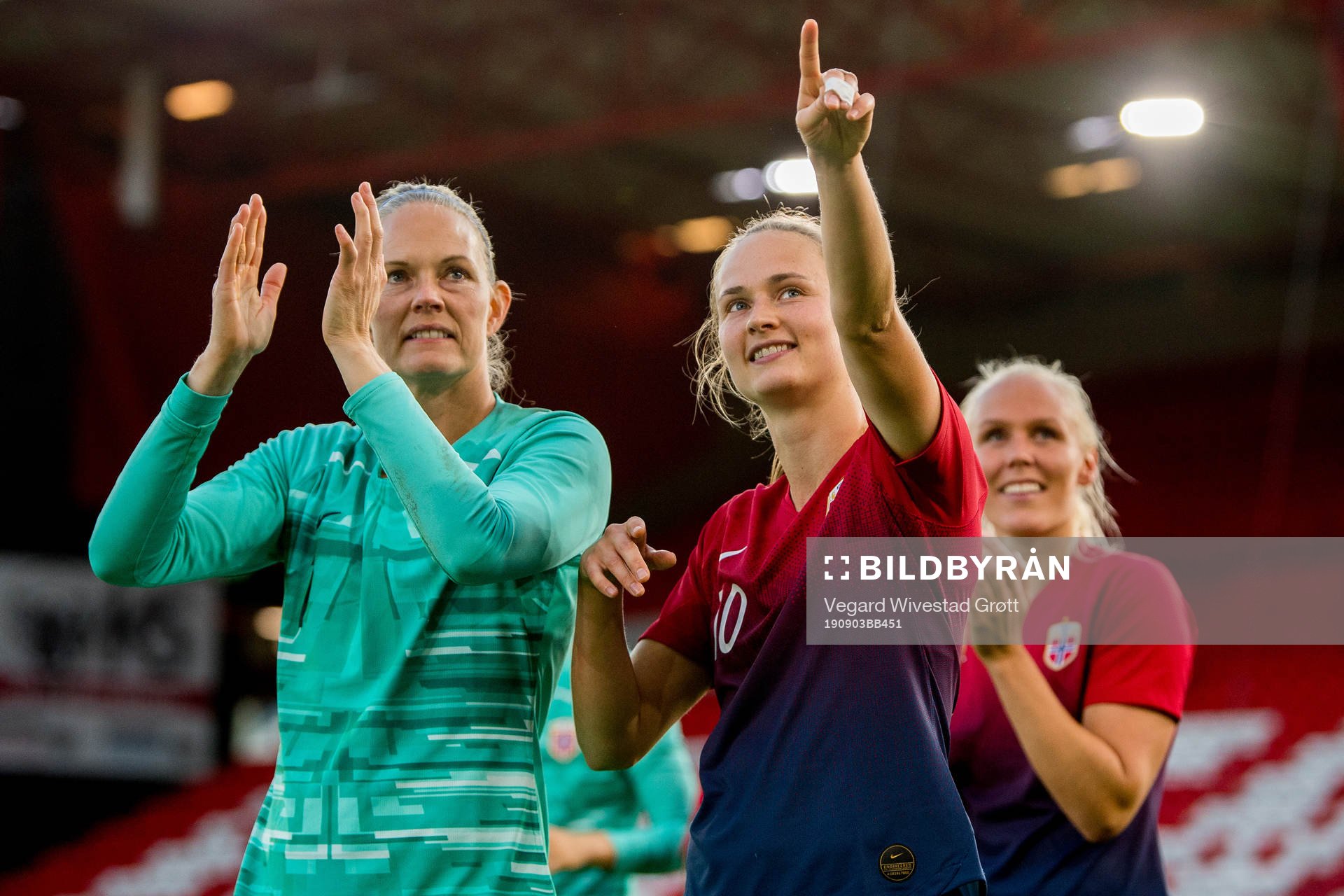 Goalkeeper Ingrid Hjelmseth and Caroline Graham Hansen of