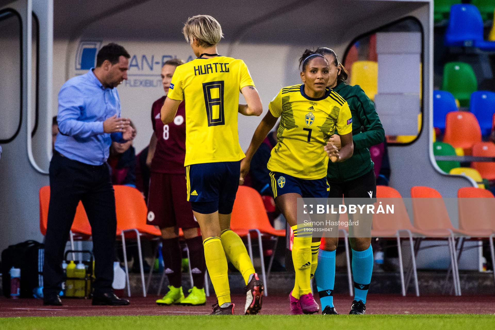 Lina Hurtig and Madelen Janogy of Sweden