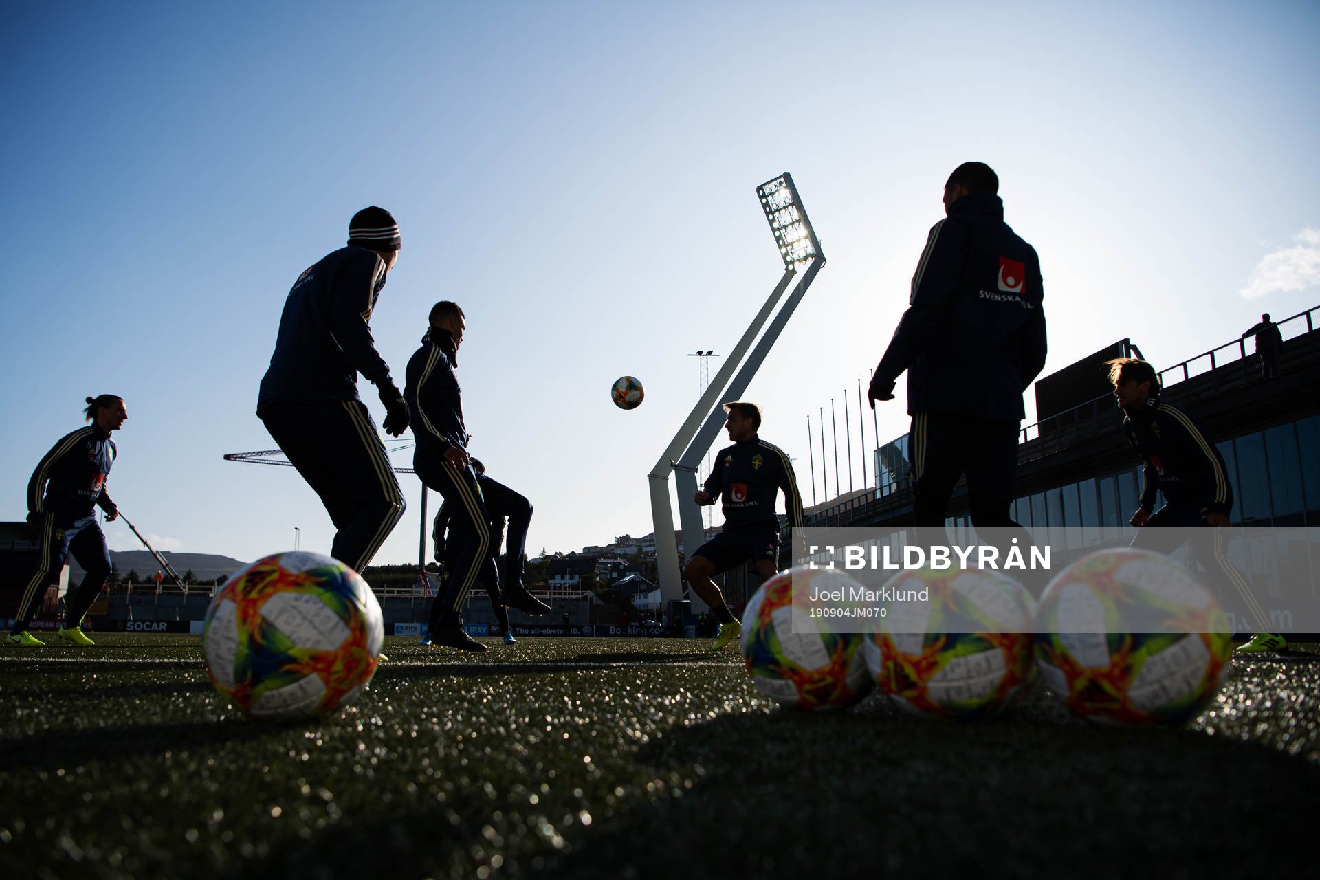 Silhouette of players of the Swedish national football team