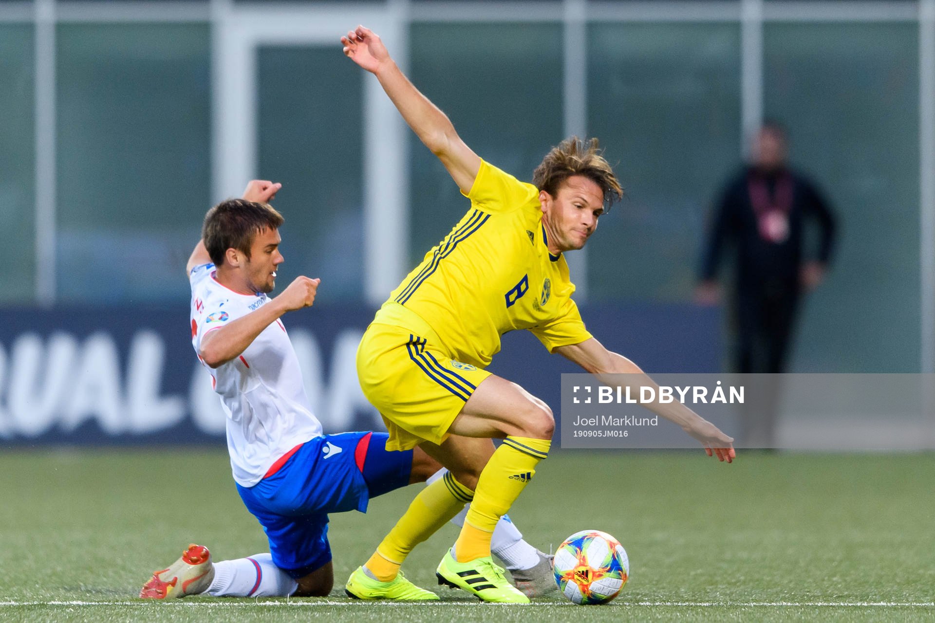 Hallur Hansson of Faroe Islands and Albin Ekdal of Sweden