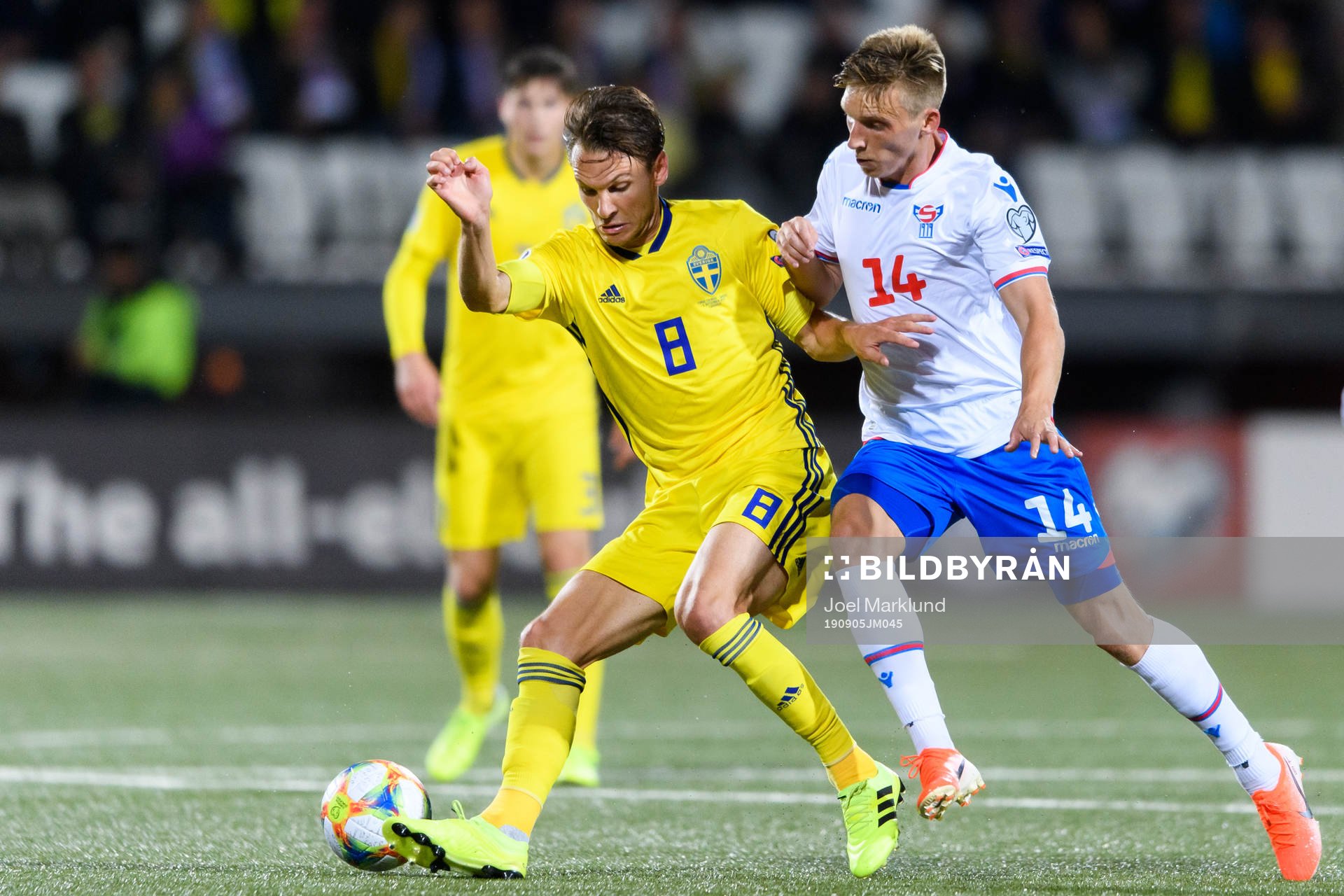 Albin Ekdal of Sweden and Joan Edmundsson of Faroe Islands