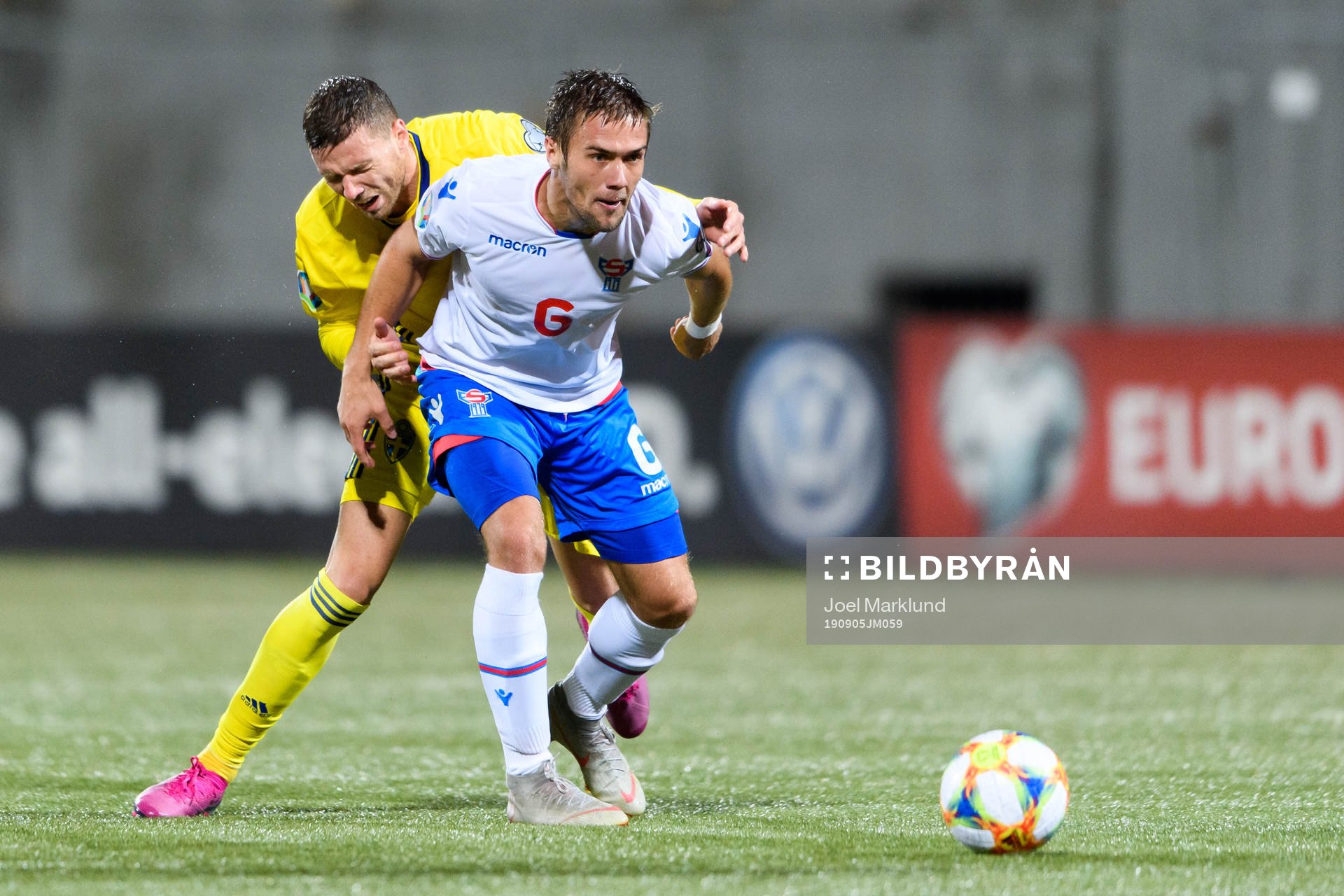 Marcus Berg of Sweden in a situation with Jakob Johansson