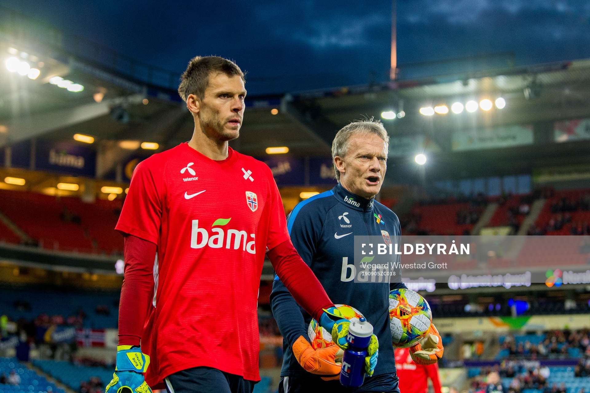 Goalkeeper Rune Almenning Jarstein and Frode Grodås,