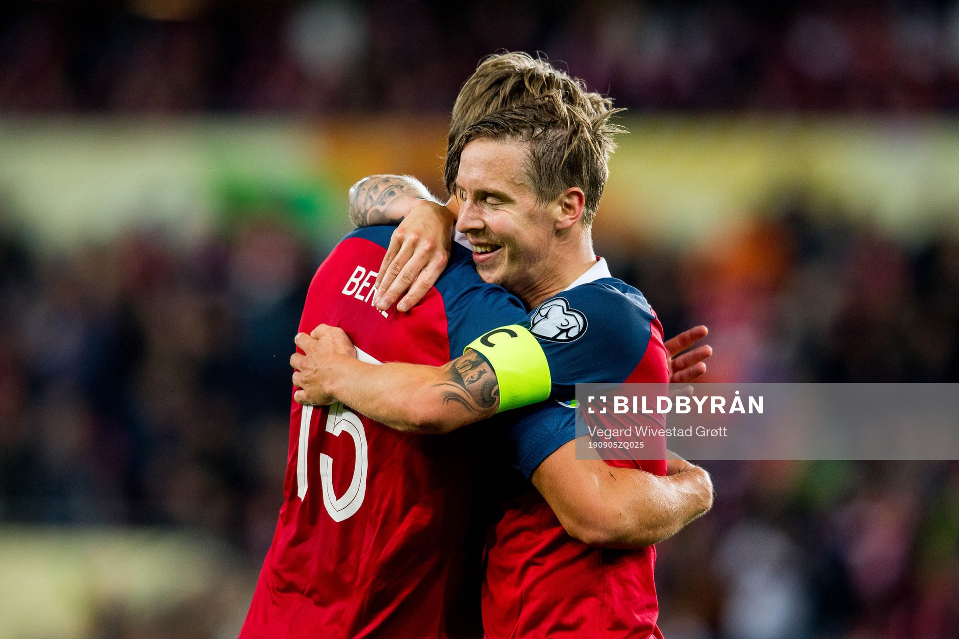 Sander Berge of Norway celebrates with teammate Stefan