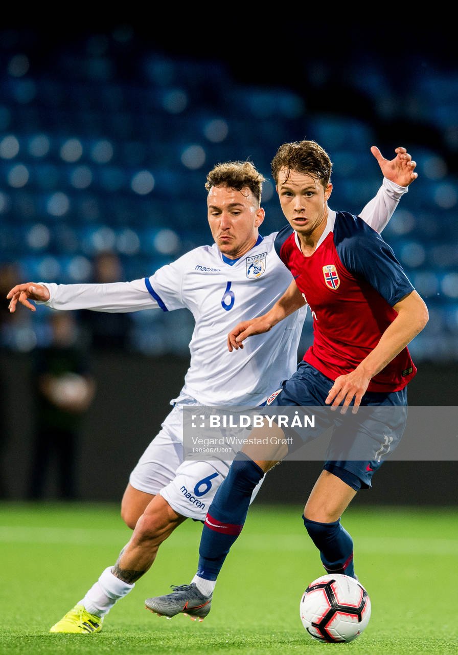 Giannis Gerolemou of Cyprus and Håkon Evjen of Norway