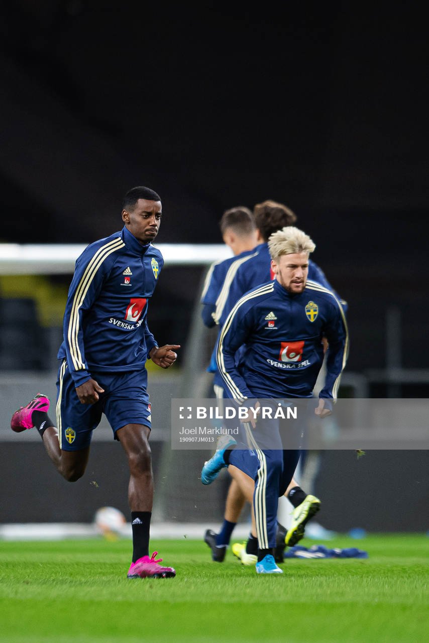 Alexander Isak and Emil Forsberg of the Swedish national