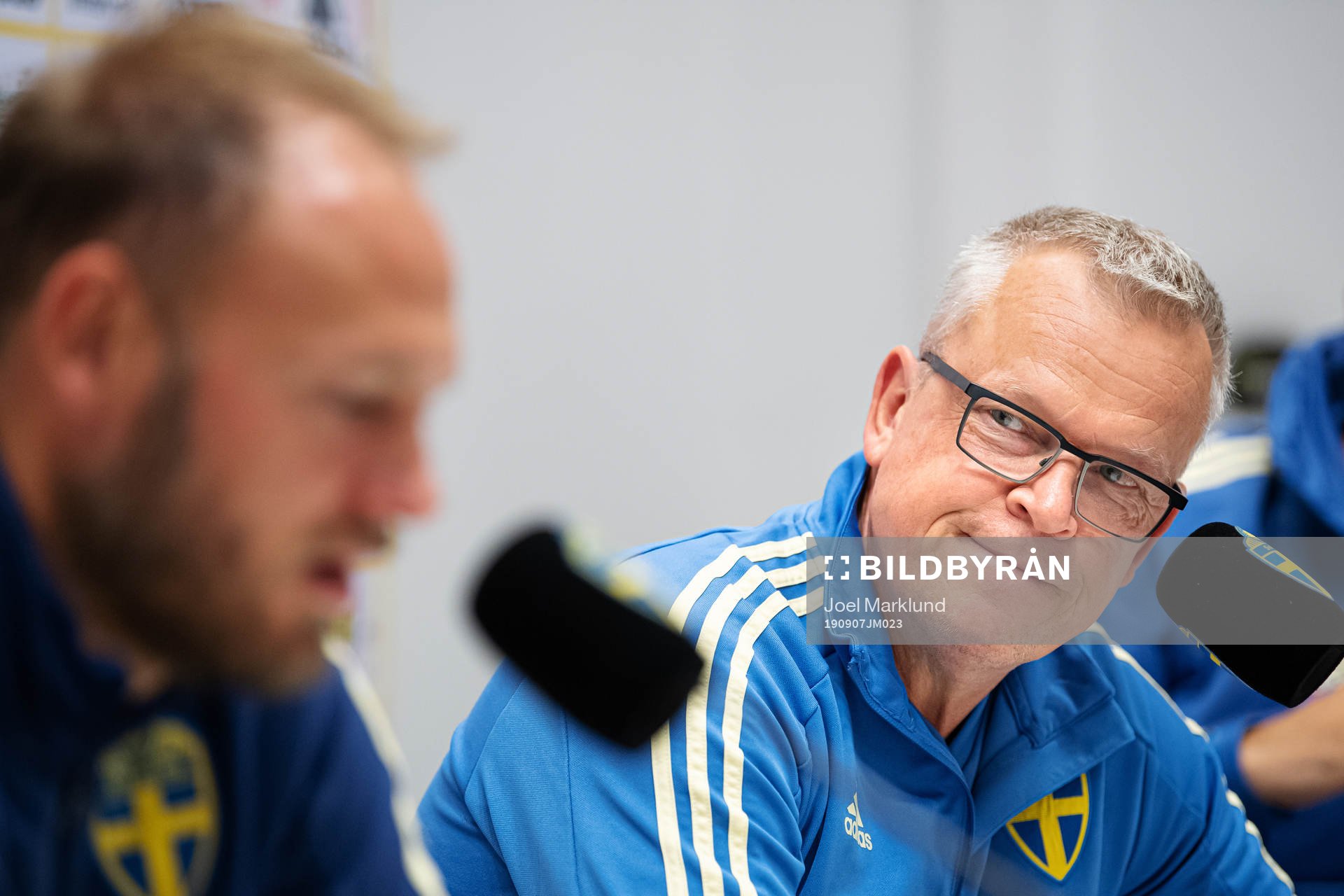 Andreas Granqvist and head coach Janne Andersson of the