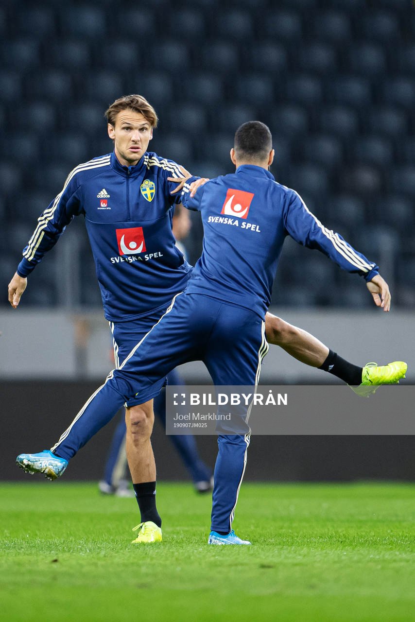 Albin Ekdal and Jimmy Durmaz of the Swedish national