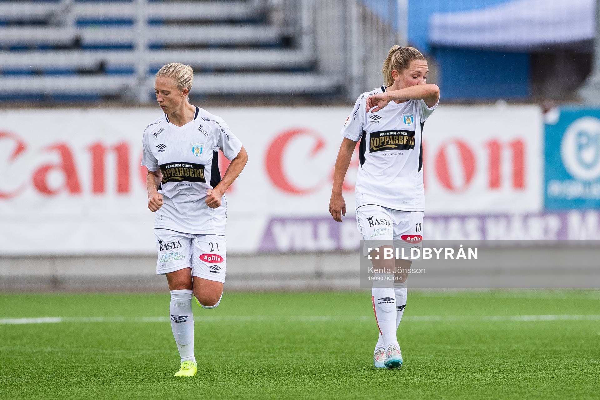 Göteborgs Rebecka Blomqvist och Elin Rubensson deppar