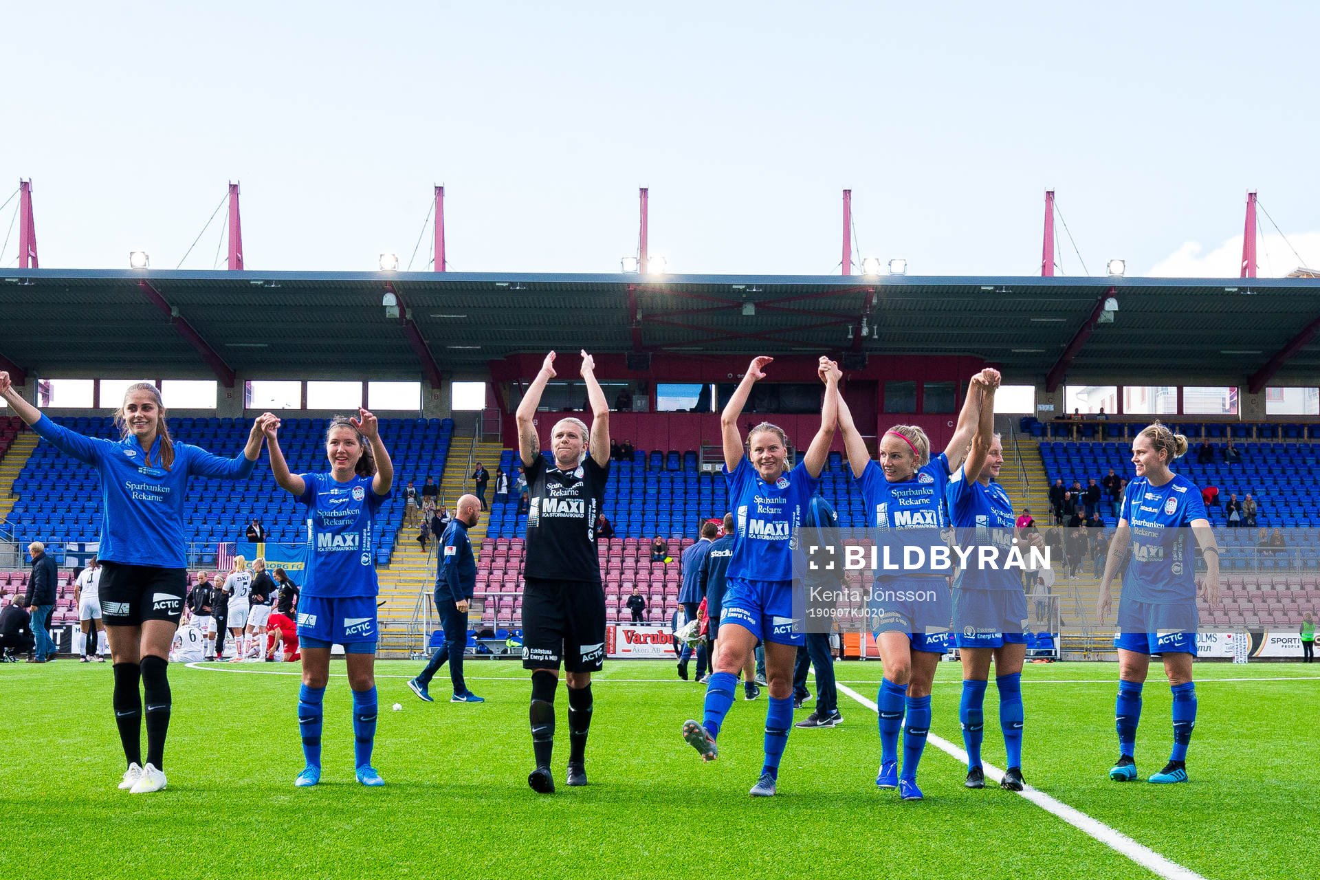Eskilstunas spelare jublar