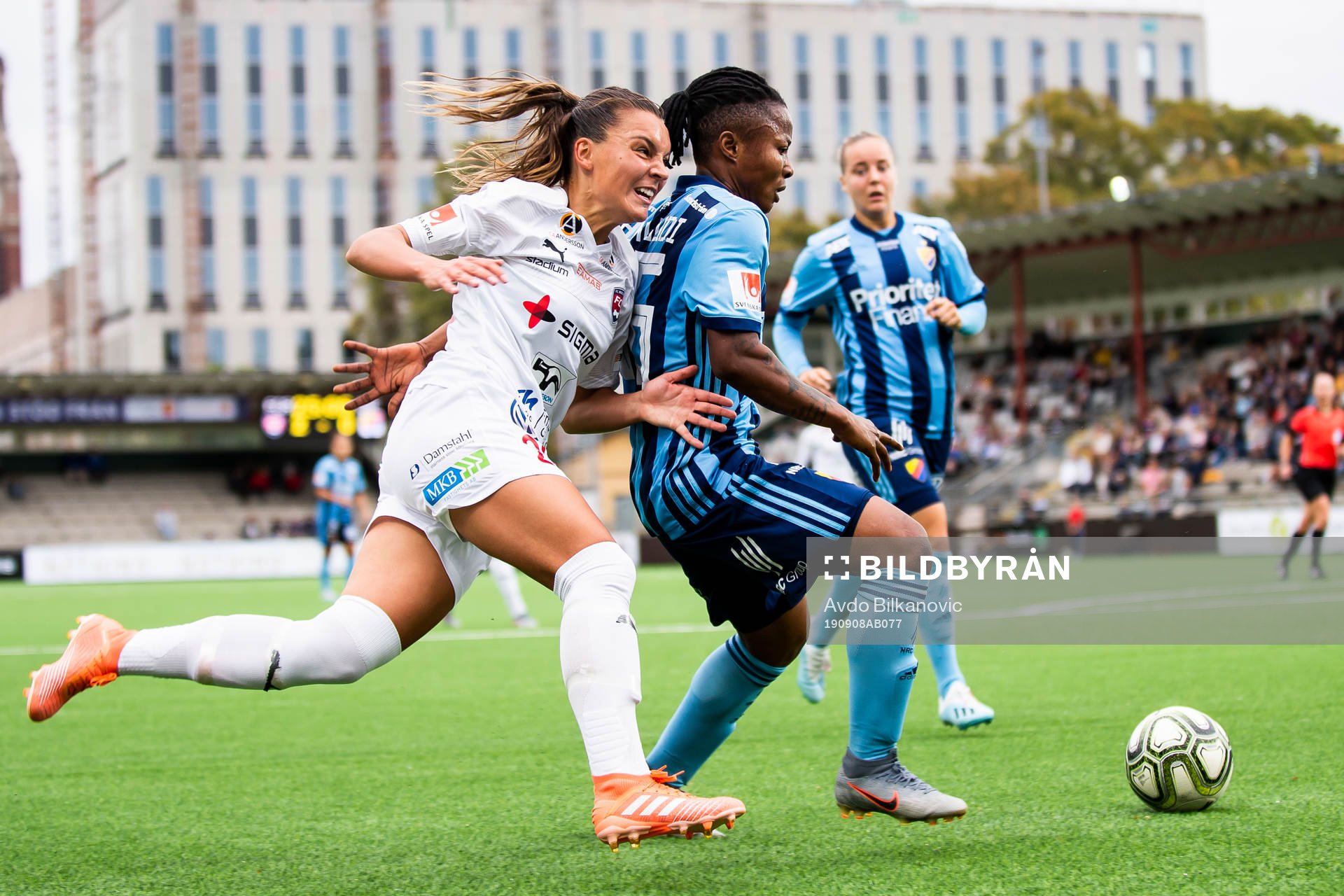 Rosengårds Johanna Rytting Kaneryd och Djurgårdens Ogonna
