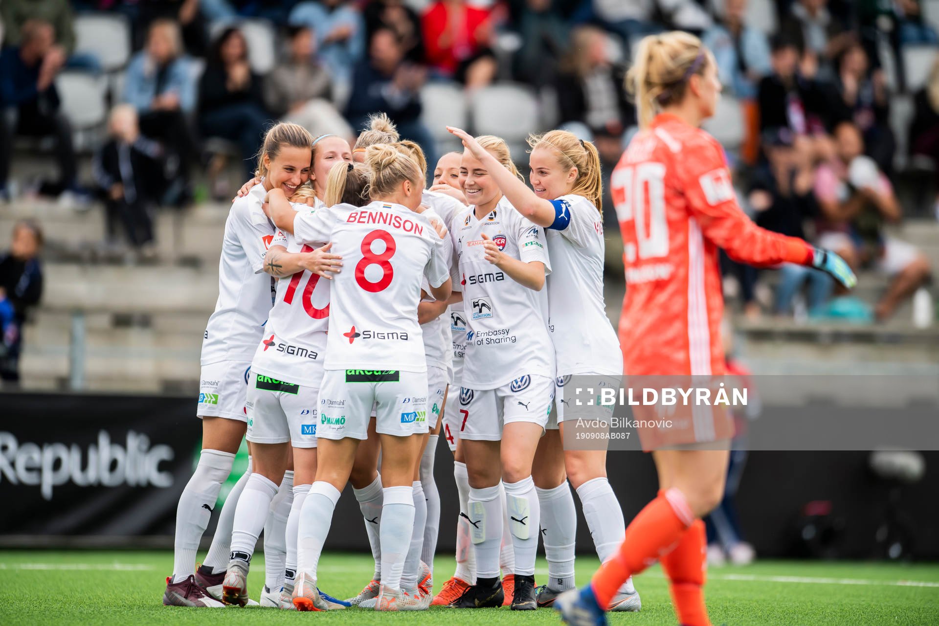 Rosengårds Hailie Mace jublar