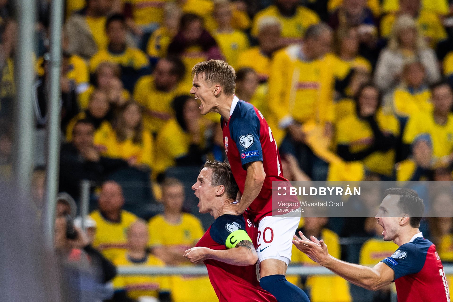 Stefan Johansen celebrate with Martin Ødegaard of Norway
