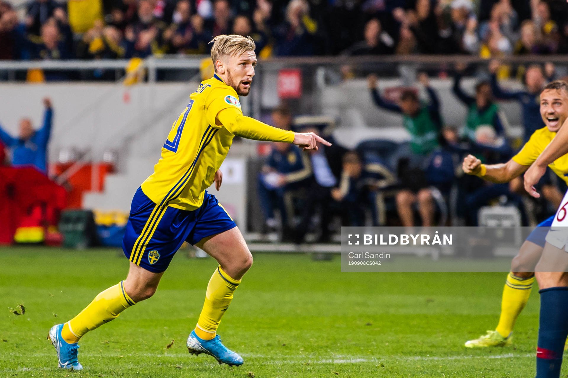 Emil Forsberg of Sweden celebrates
