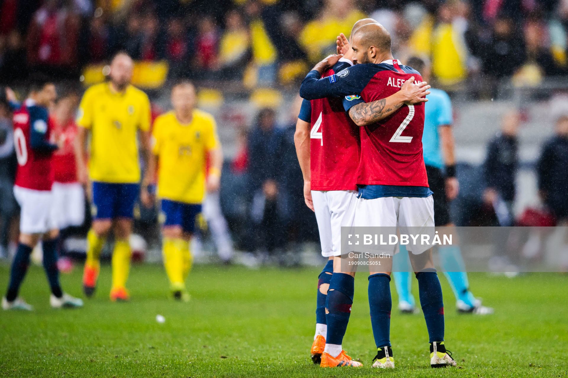Tore Reginiussen and Haitam Aleesami of Norway celebrate