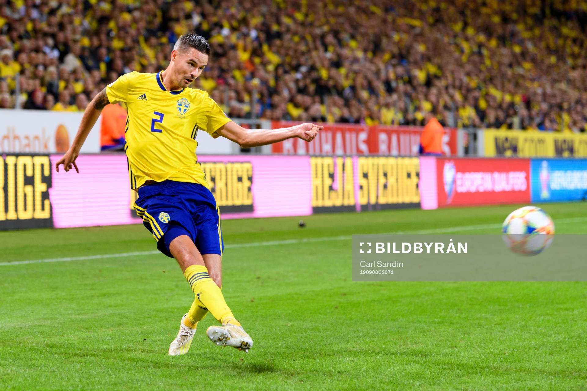 Mikael Lustig of Sweden