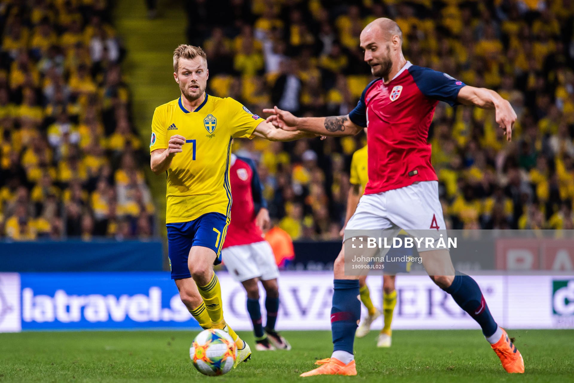 Sebastian Larsson of Sweden and Tore Reginiussen of Norway