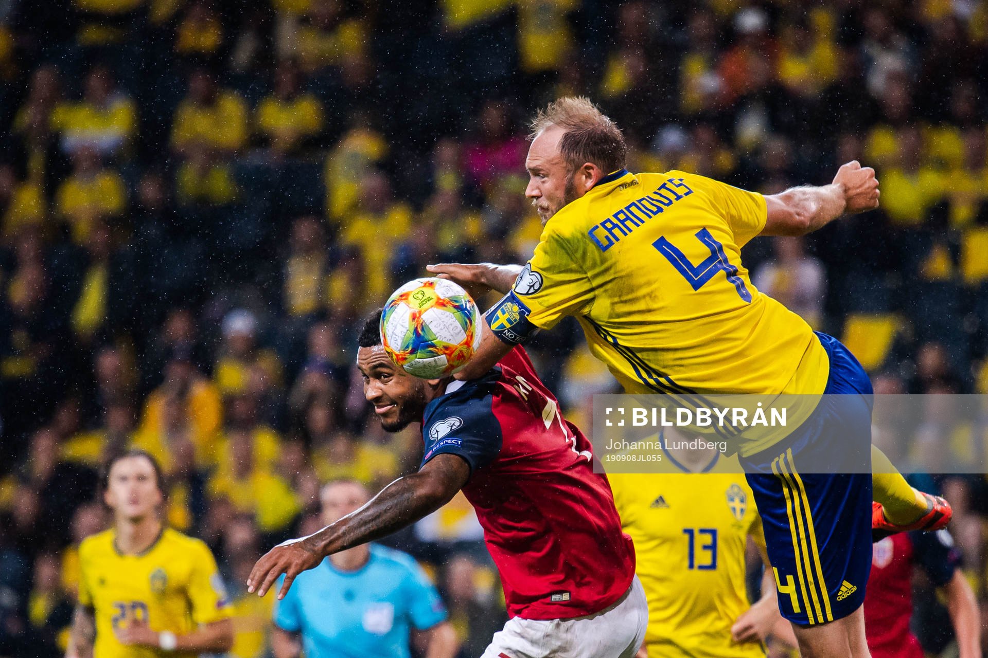 Joshua King of Norway and Andreas Granqvist of Sweden