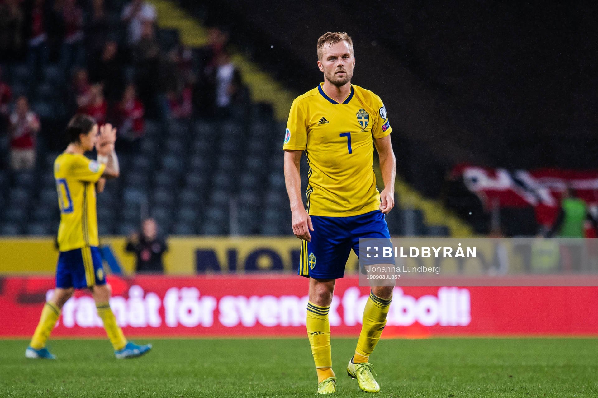 Sebastian Larsson of Sweden looks dejected