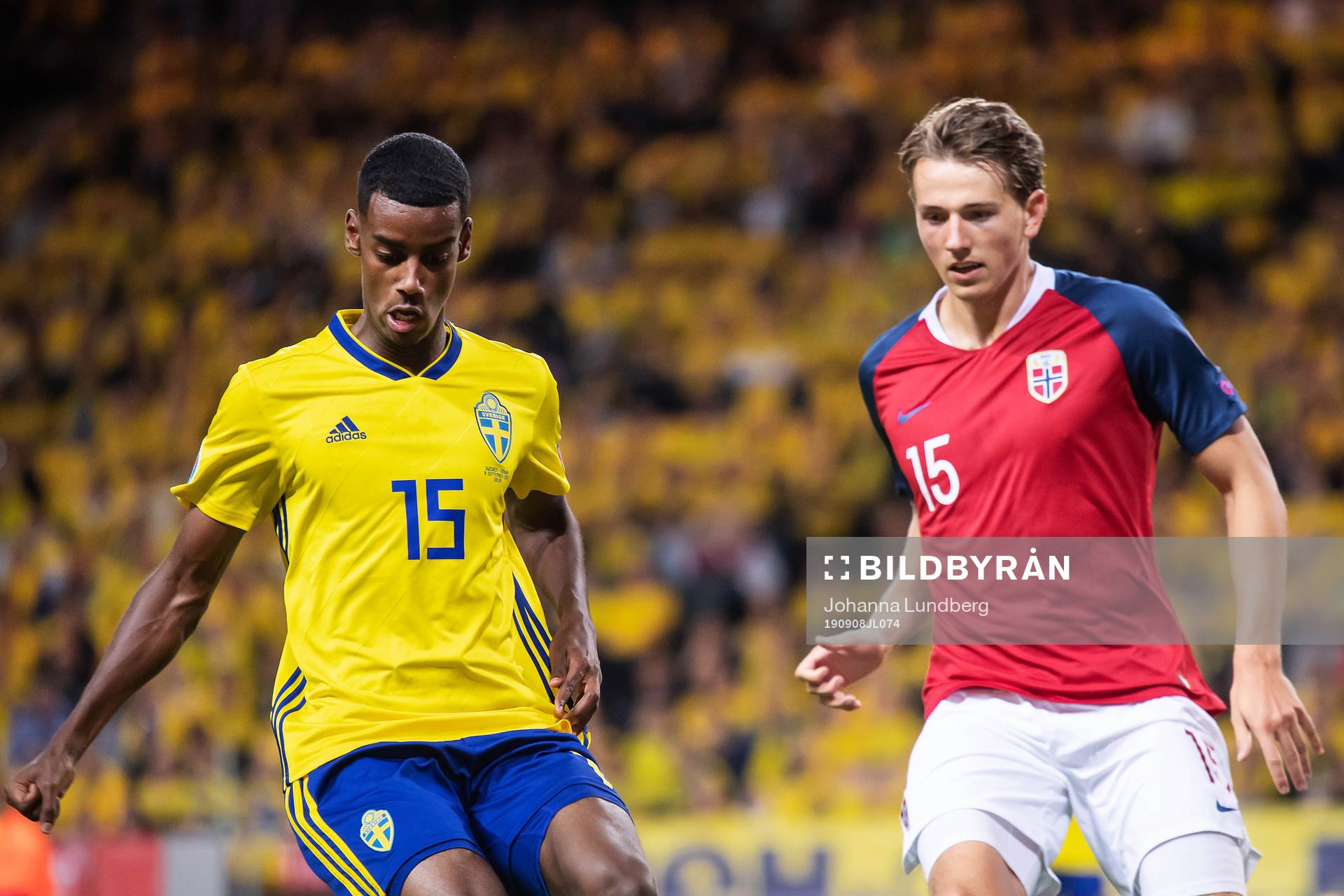 Alexander Isak of Sweden and Sander Bergen of Norway
