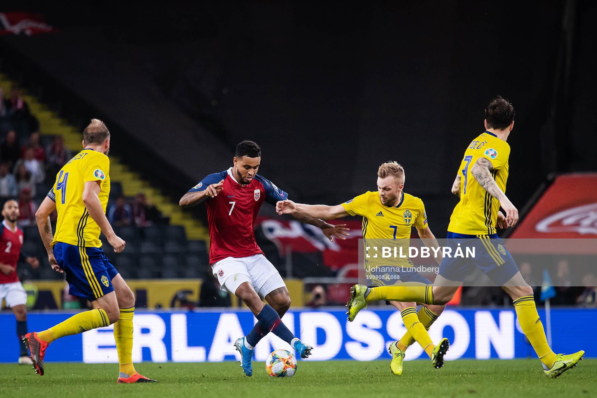 Joshua King of Norway and Sebastian Larsson of Sweden