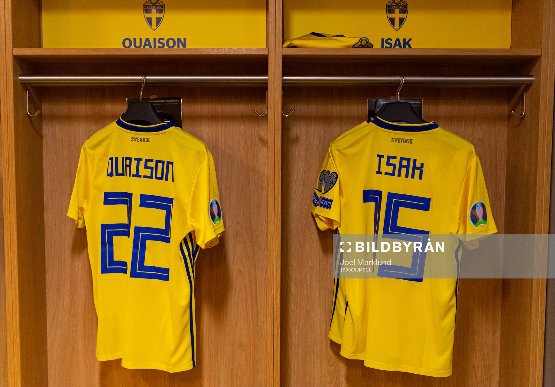Jerseys of Robin Quaison and Alexander Isak in the Swedish