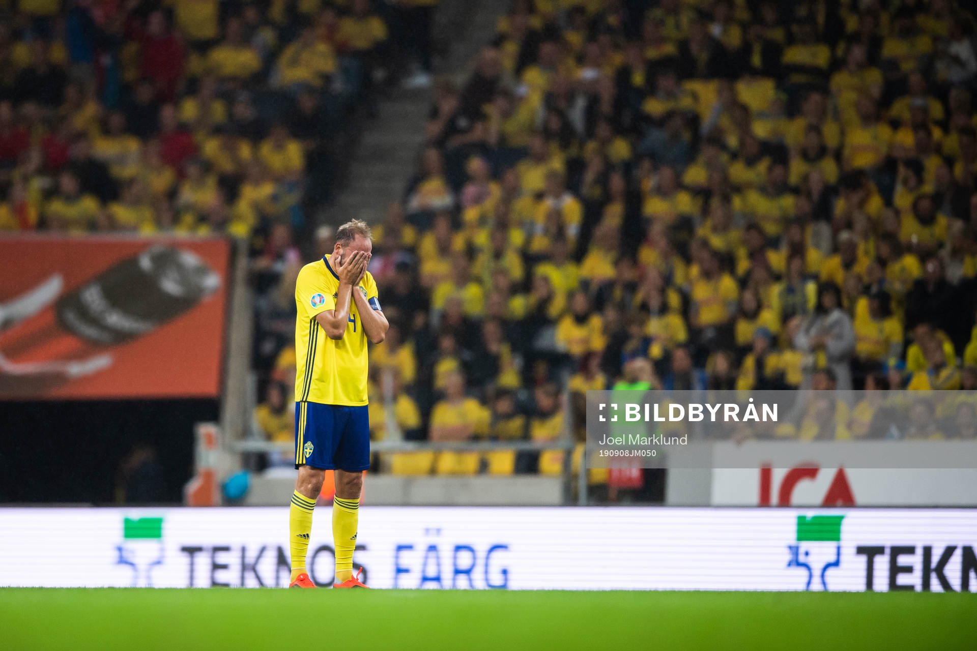 Andreas Granqvist of Sweden looks dejected