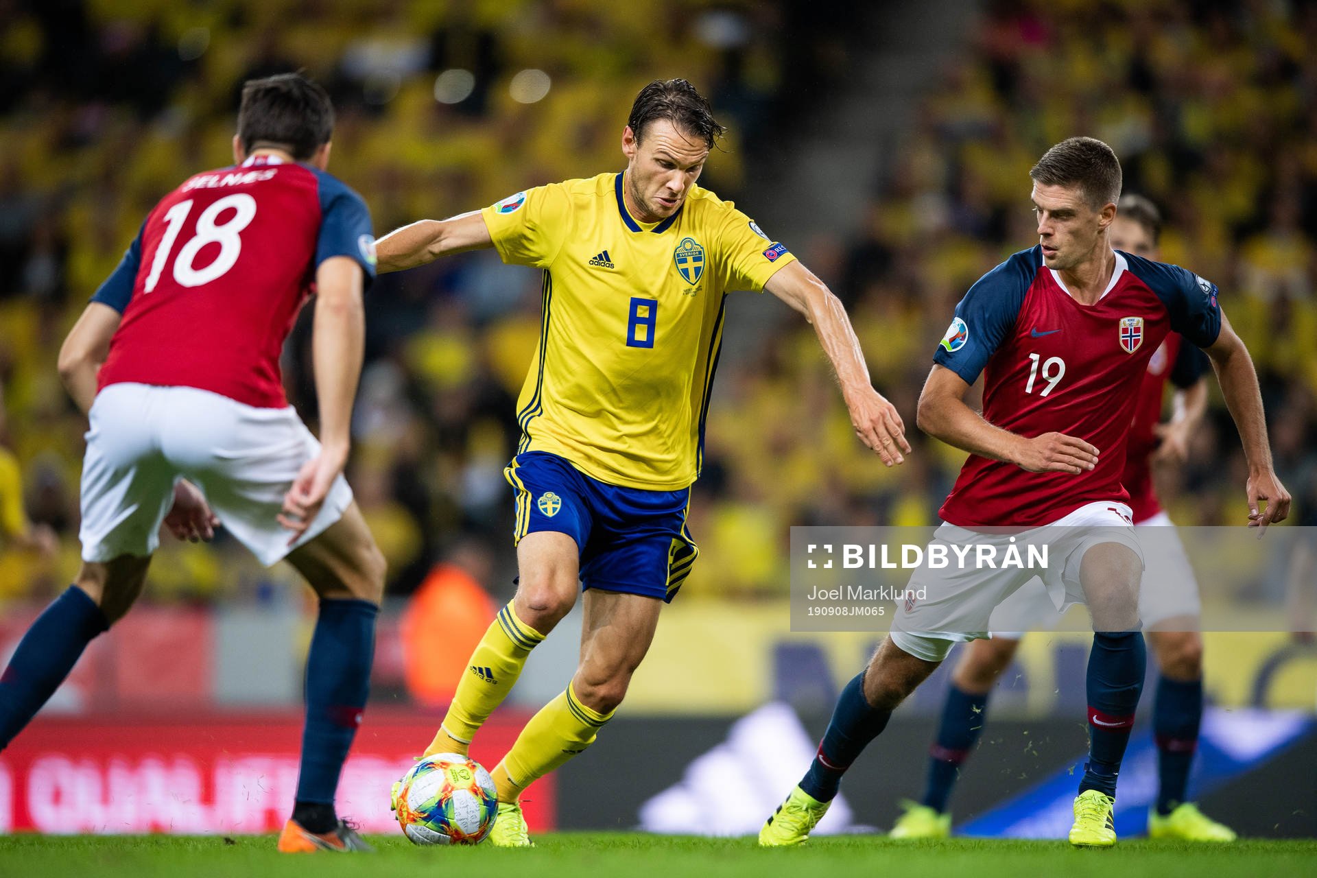 Ole Kristian Selnæs and Ole Kristian Selnæs defend