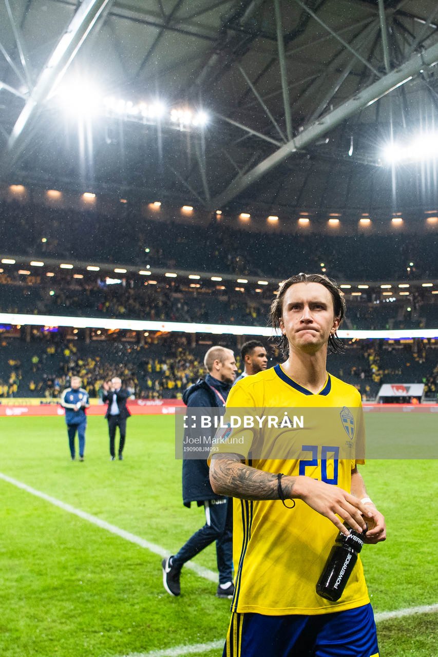Kristoffer Olsson of Sweden looks dejected as he leaves the