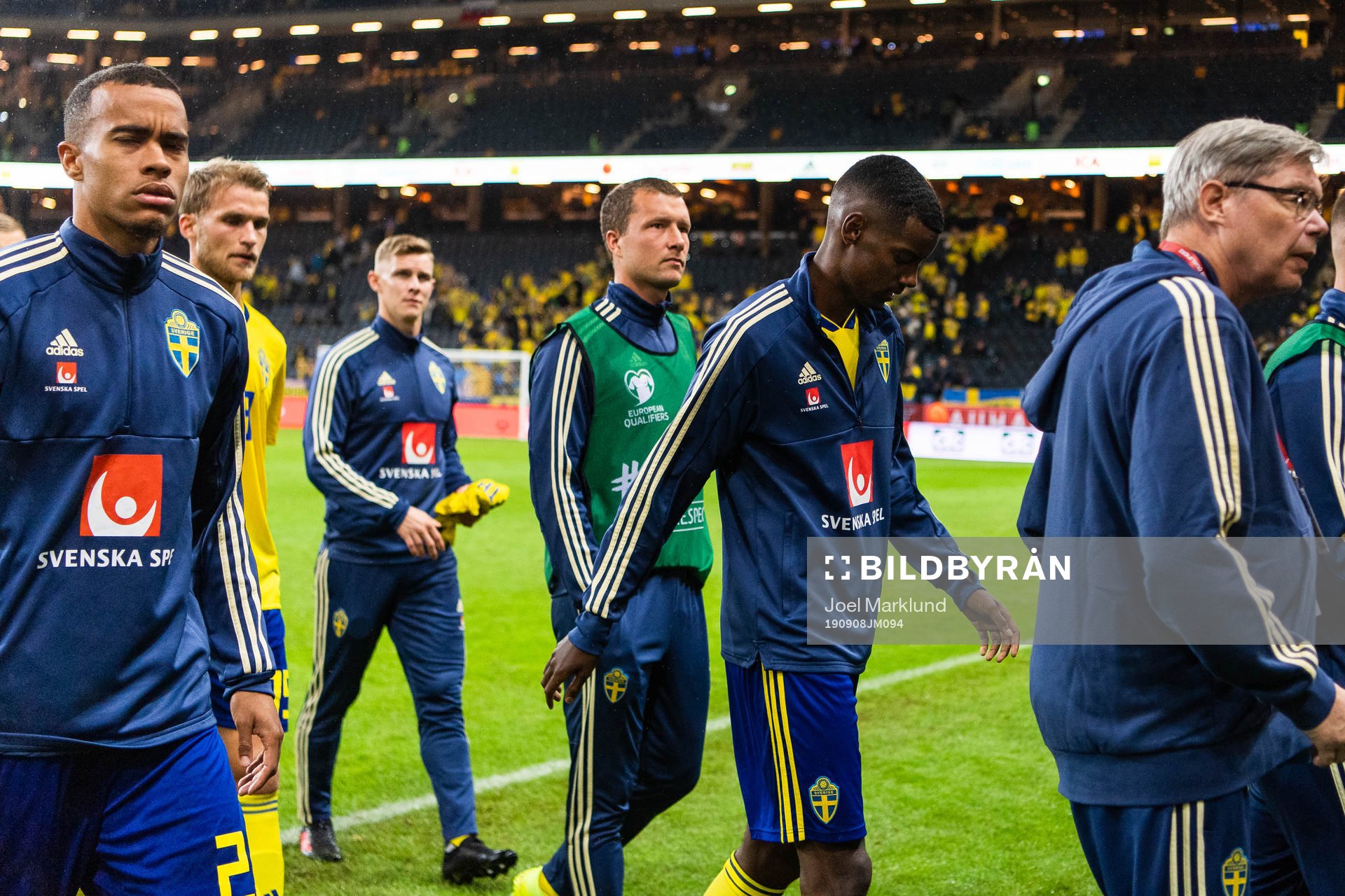 Robin Quaison and Alexander Isak of Sweden looks dejected