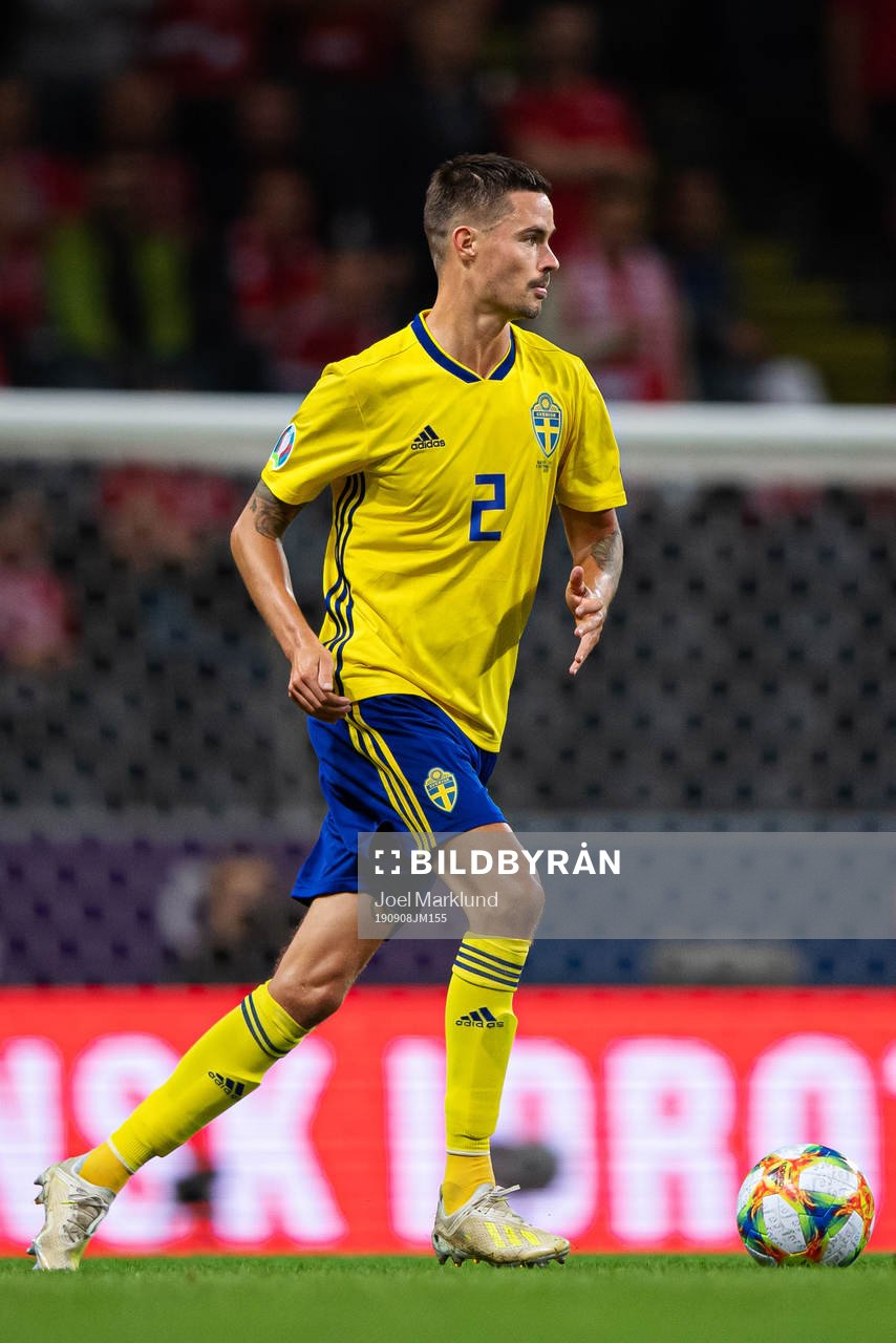Mikael Lustig of Sweden
