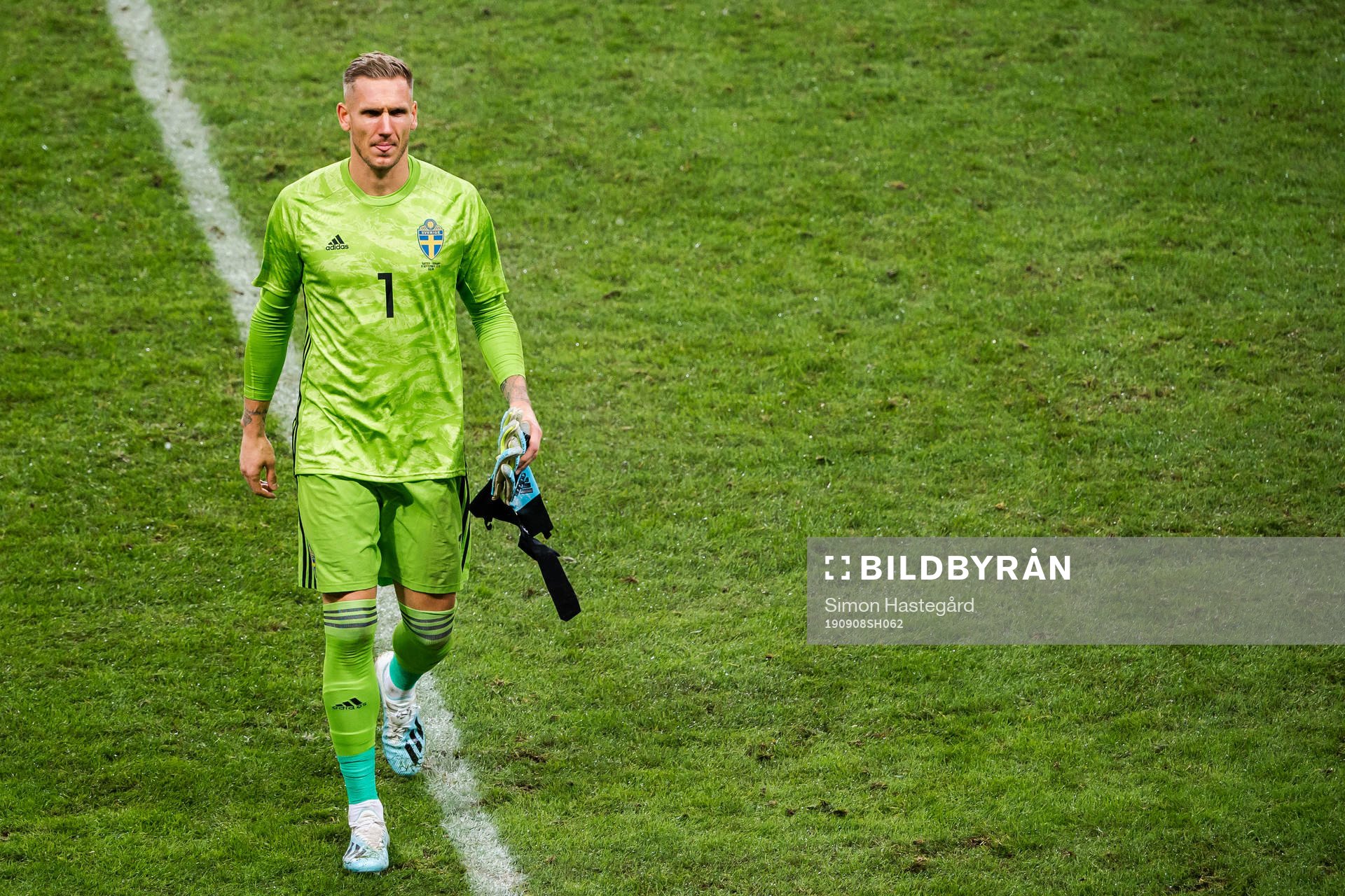 Goalkeeper Robin Olsen of Sweden looks dejected