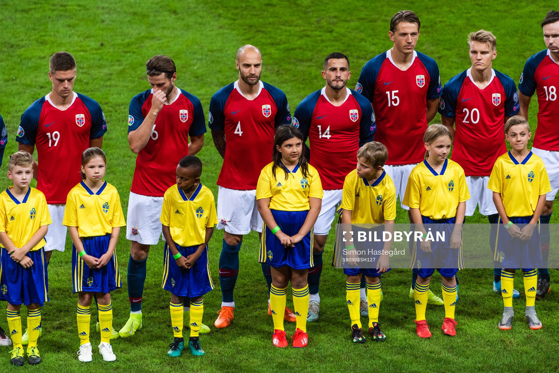 Markus Henriksen , Håvard Nordtveit , Even Hovland , Omar