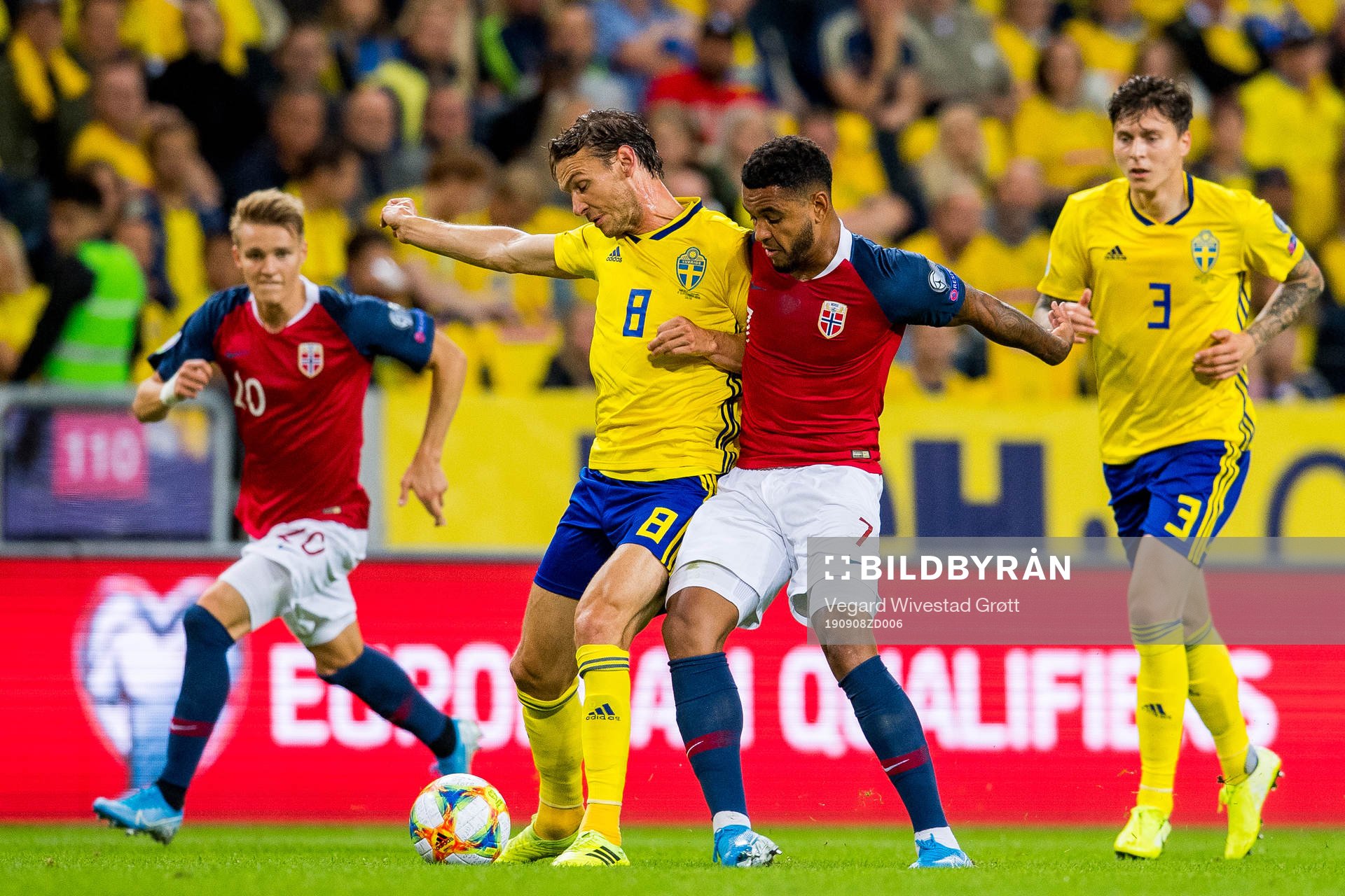 Albin Ekdal of Sweden and Joshua King of Norway