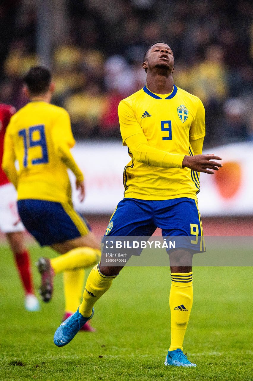 Sveriges Emmanuel Ekong