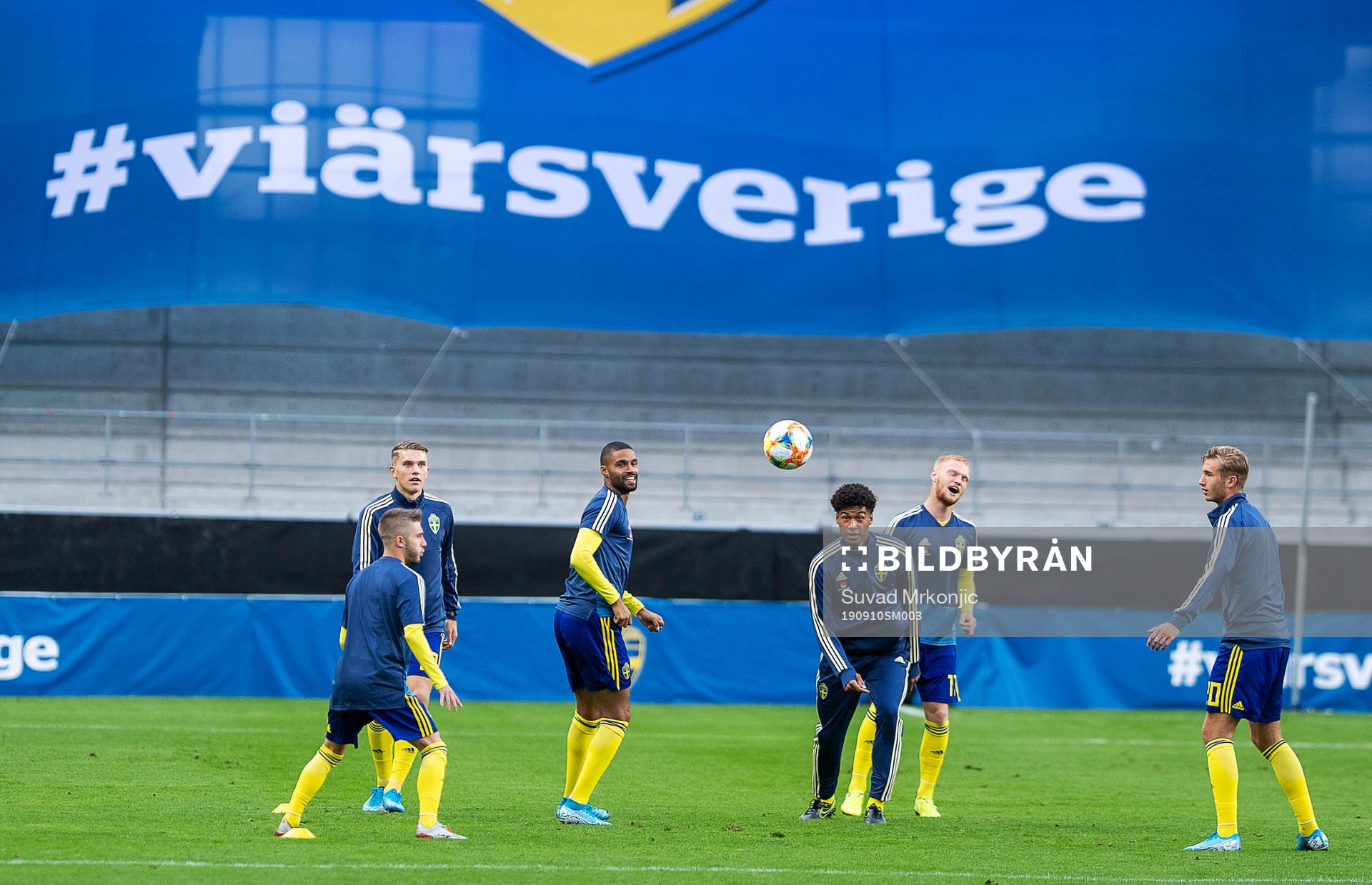 Swedish players