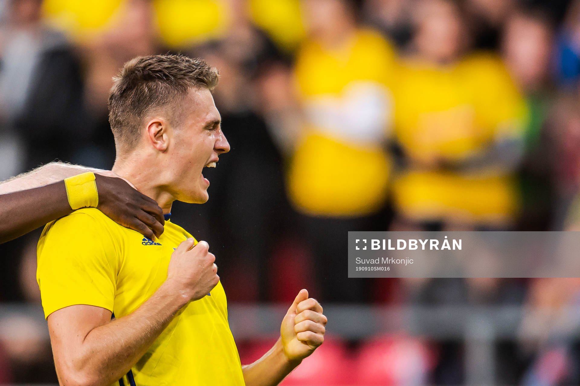 Mattias Svanberg of Sweden celebrates