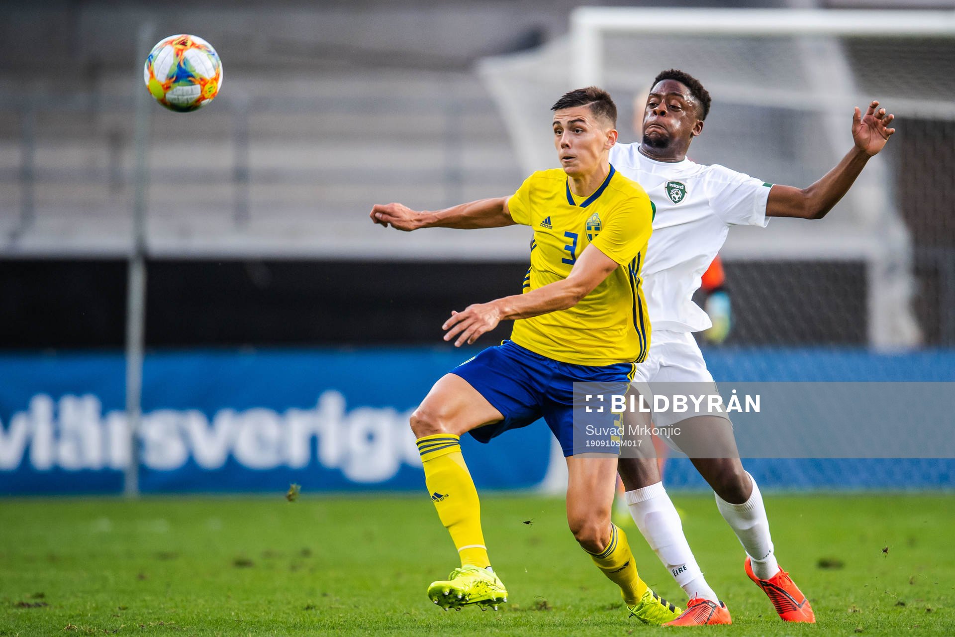 Dennis Hadzikadunic of Sweden and of Ireland Jonathan