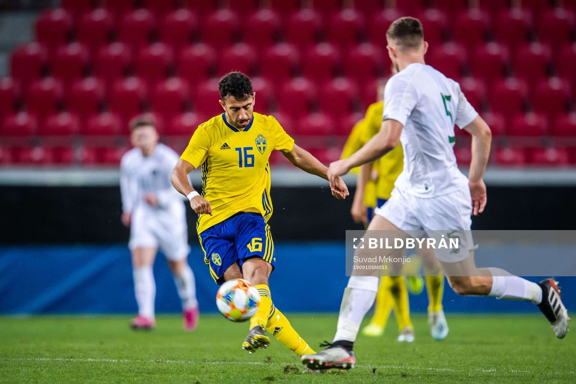 Daleho Irandust of Sweden and Dara O´Shea of Ireland