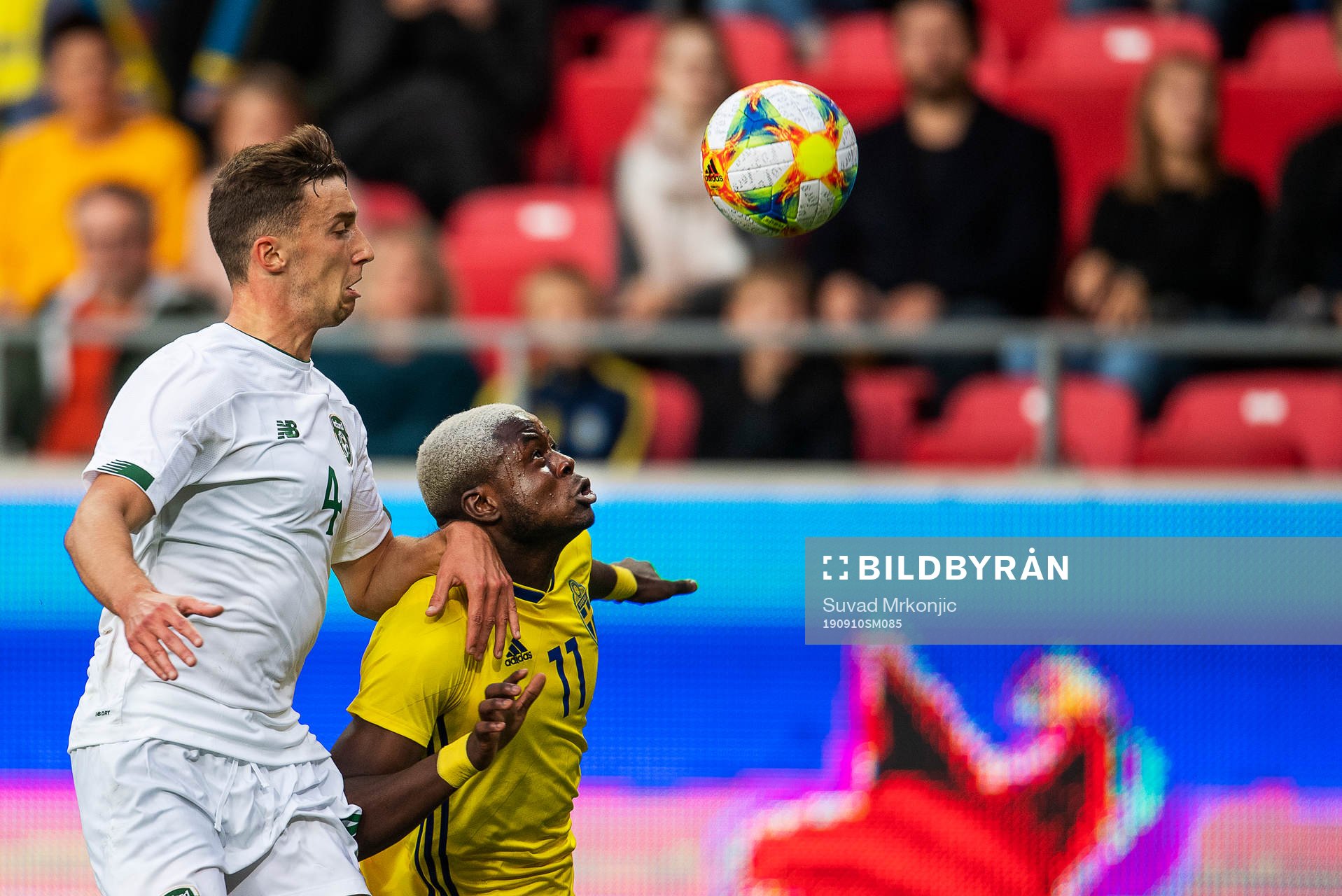 Benjamin Mbunga Kimpioka of Sweden and Conor Masterson of