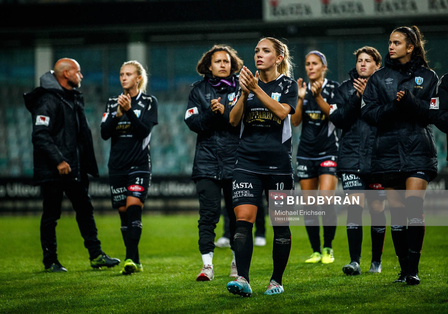 Elin Rubensson of Göteborg look dejected