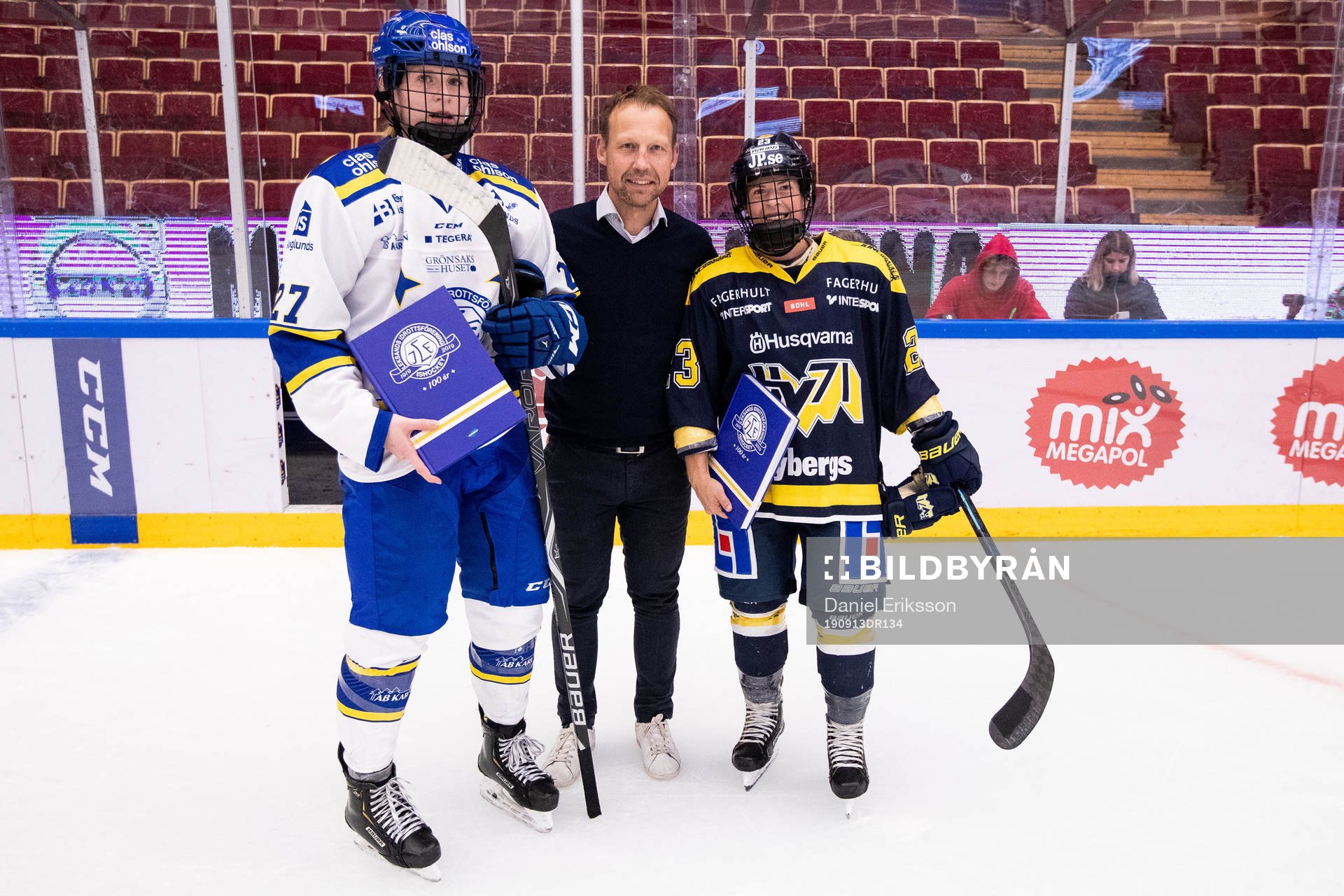 s Sanni Hakala