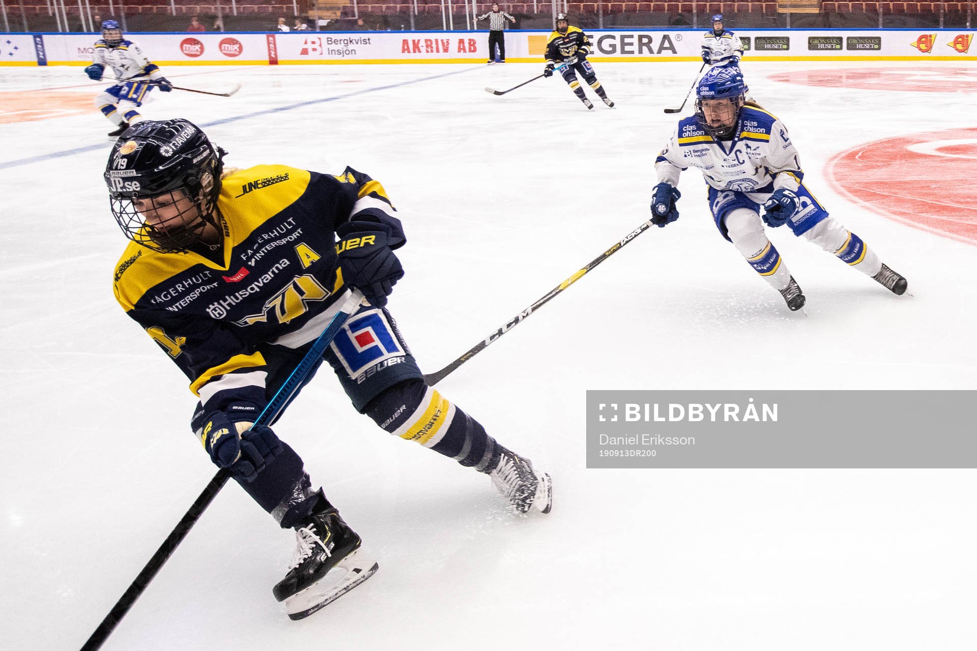 s Kaitlyn Tougas och Leksands Hanna Sköld